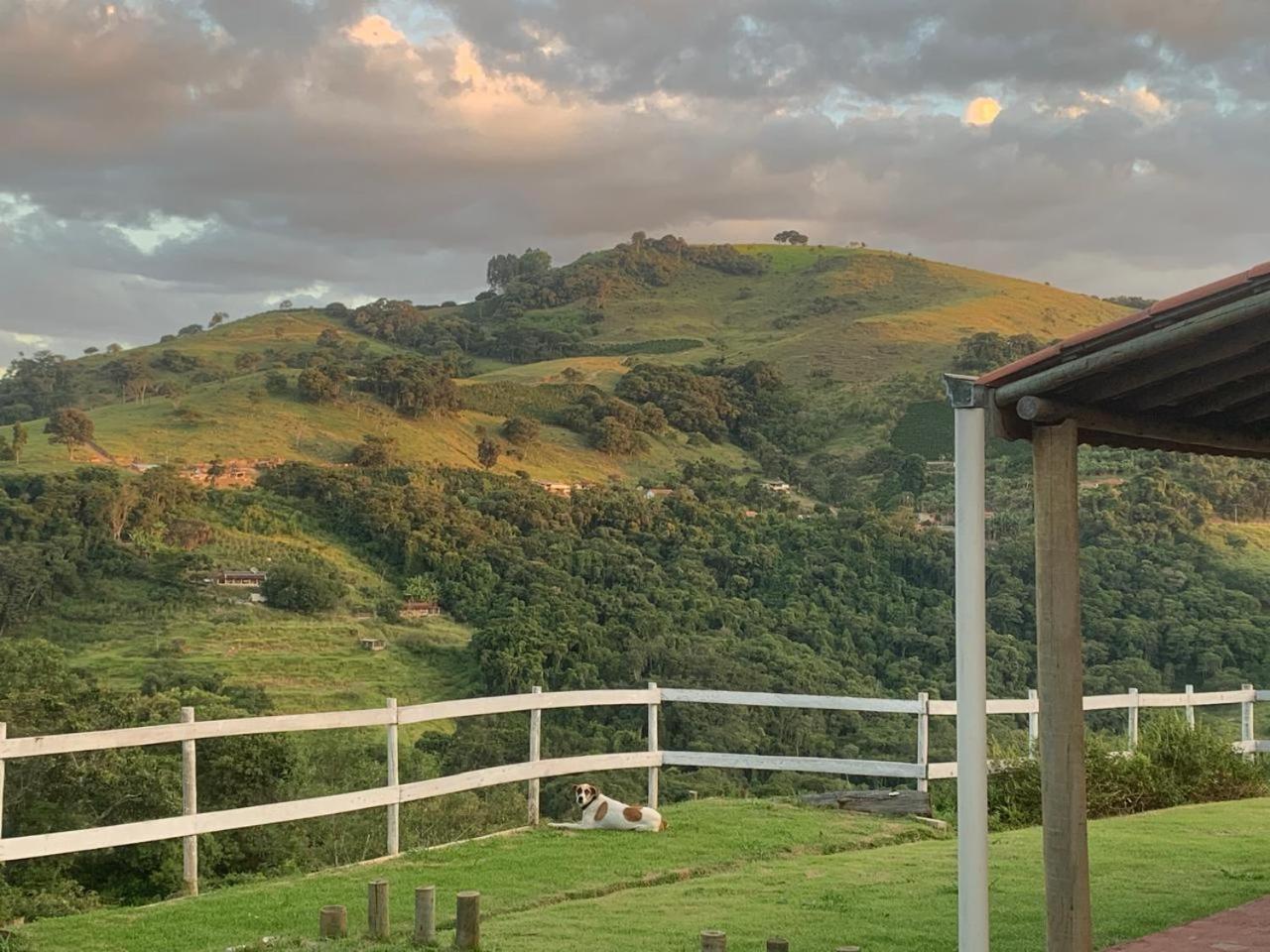 Chale Cabana Ecologico Bueno Brandao Ruang foto